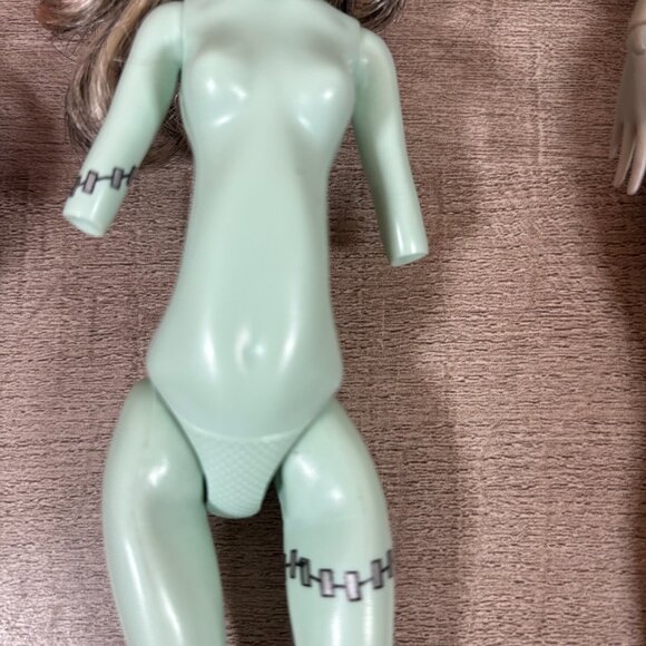 Lot of 5 Monster High Dolls - Picture 8 of 8